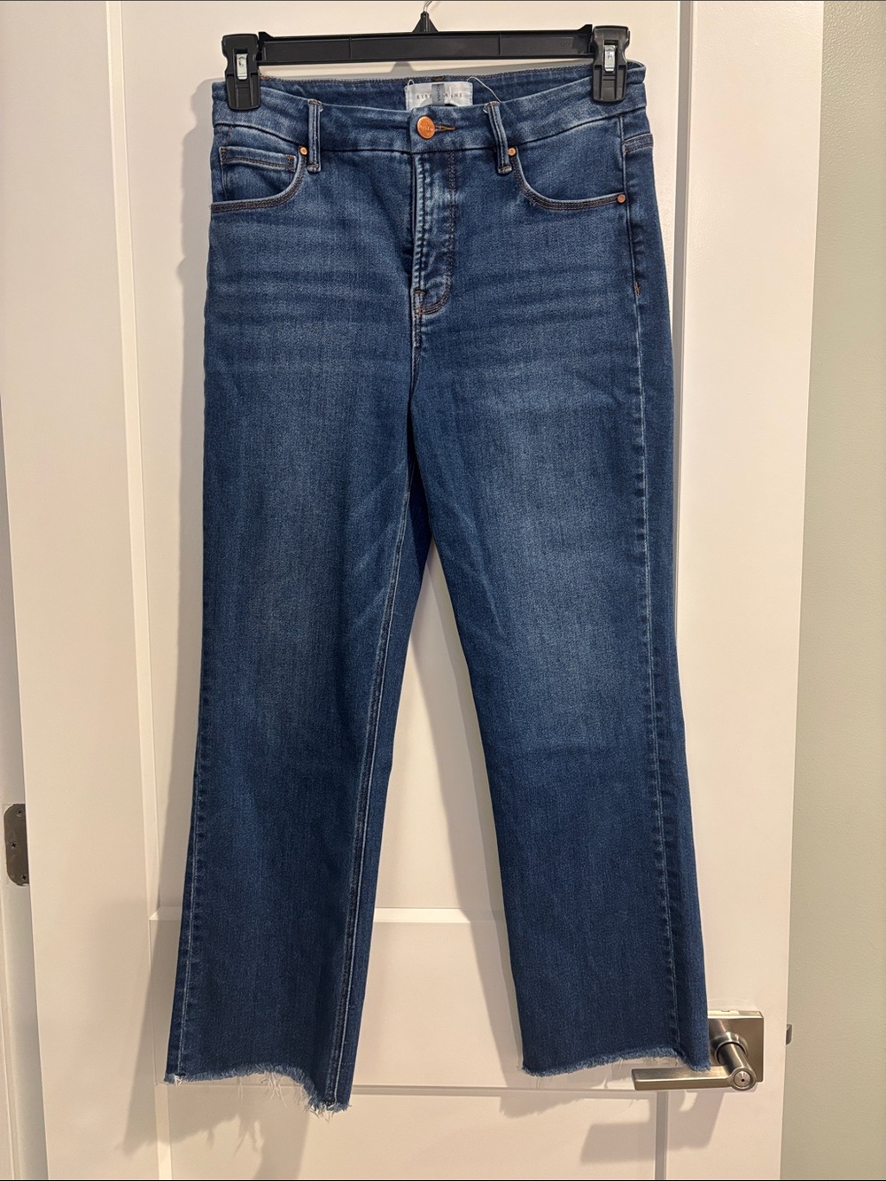 Risen Women’s Straight Leg Raw Hem Jeans 9/29